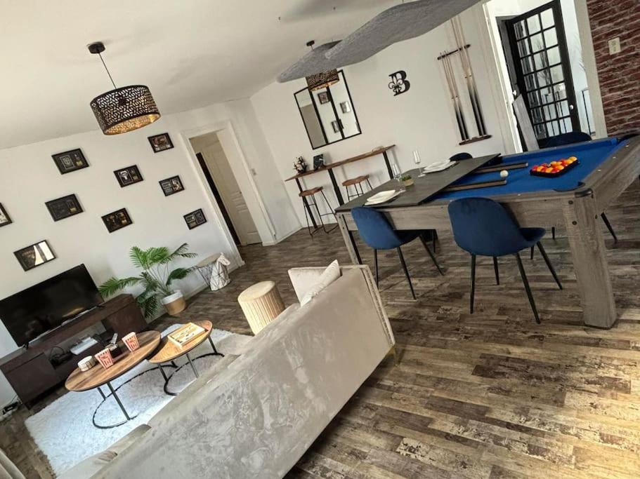 A&M Games And Spa Charleville-Mézières エクステリア 写真